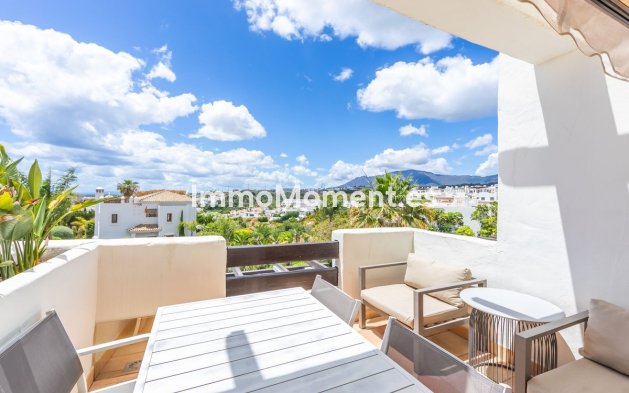 Resale - Apartment - Estepona - Estepona Centro