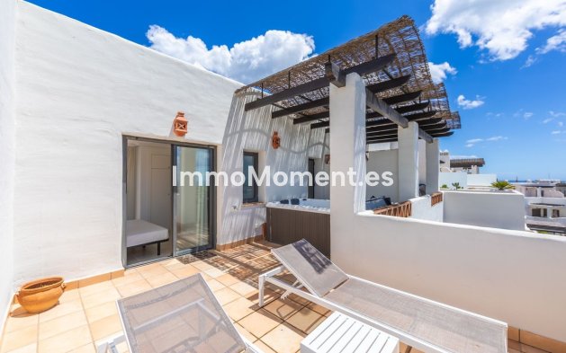 Resale - Apartment - Estepona - Estepona Centro