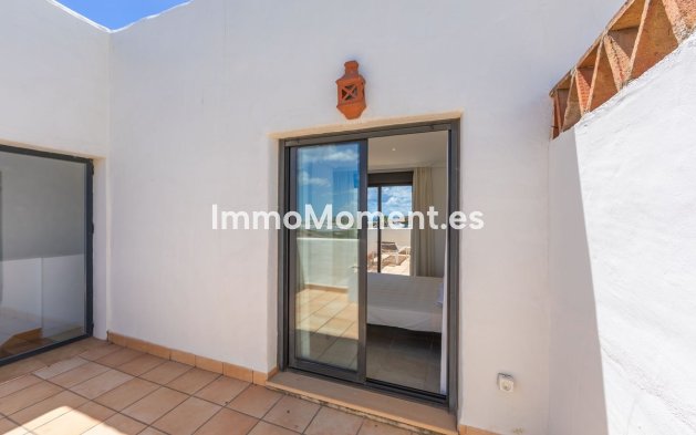 Resale - Apartment - Estepona - Estepona Centro