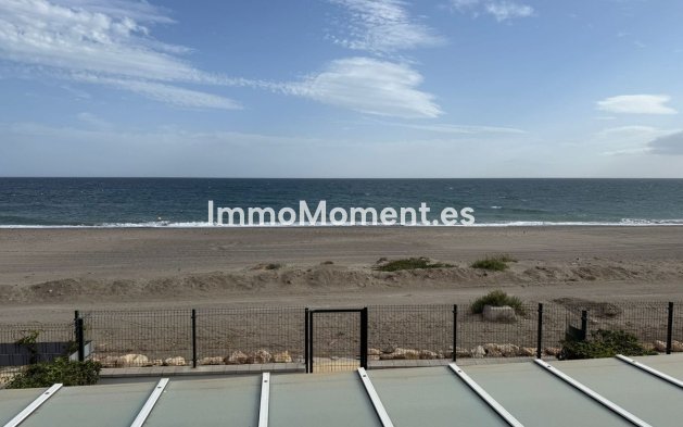 Resale - Townhouse - Estepona - Costalita