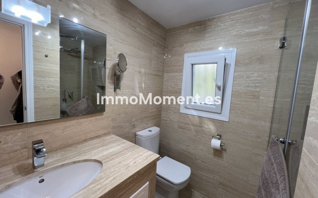 Resale - Townhouse - Estepona - Costalita