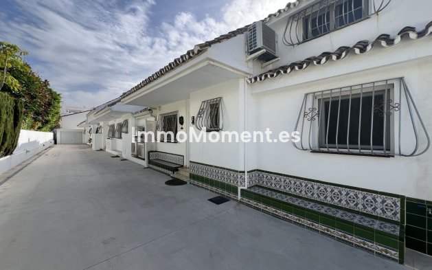 Resale - Townhouse - Estepona - Costalita