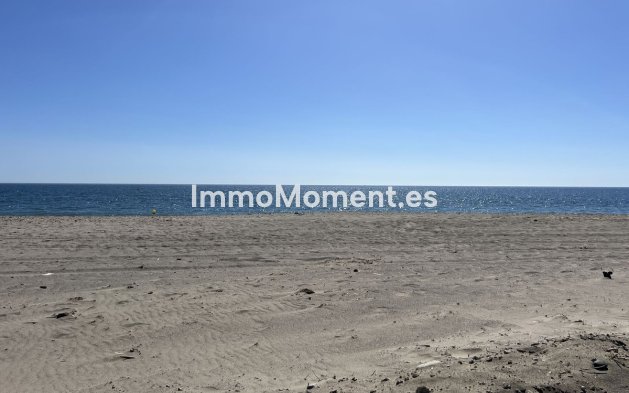 Resale - Townhouse - Estepona - Costalita