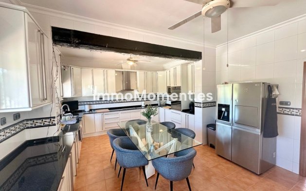 Resale - Detached villa - Catral - Catral Centro