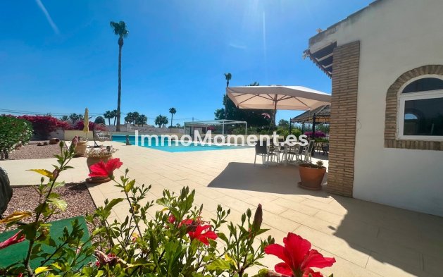 Resale - Detached villa - Catral - Catral Centro
