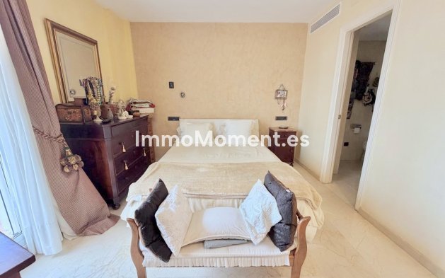 Resale - Townhouse - Estepona - Estepona Centro