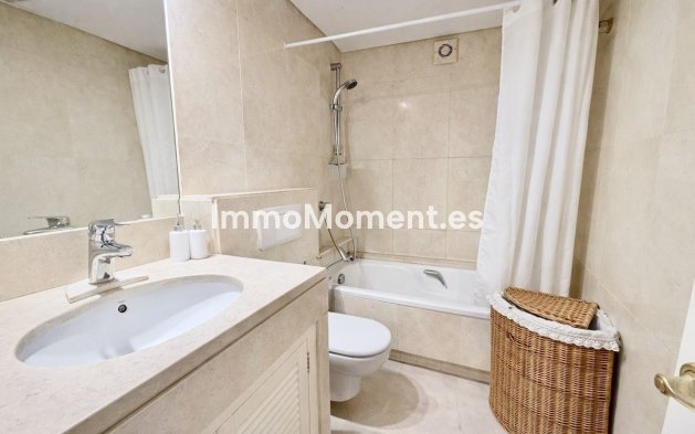 Resale - Townhouse - Estepona - Estepona Centro