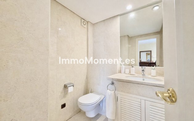 Resale - Townhouse - Estepona - Estepona Centro