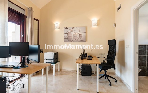 Wiederverkauf - Freistehende Villa - Casares - Casares Centro