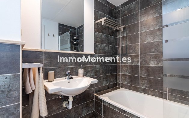 Wiederverkauf - Freistehende Villa - Casares - Casares Centro