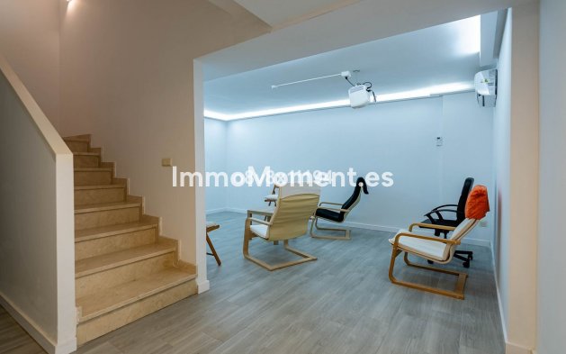 Wiederverkauf - Freistehende Villa - Casares - Casares Centro