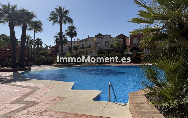 Wiederverkauf - Wohnung - Marbella - Nueva Andalucía