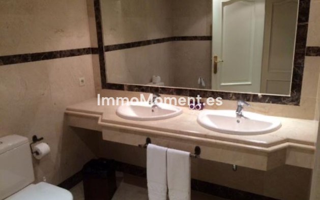 Wiederverkauf - Wohnung - Marbella - Nueva Andalucía