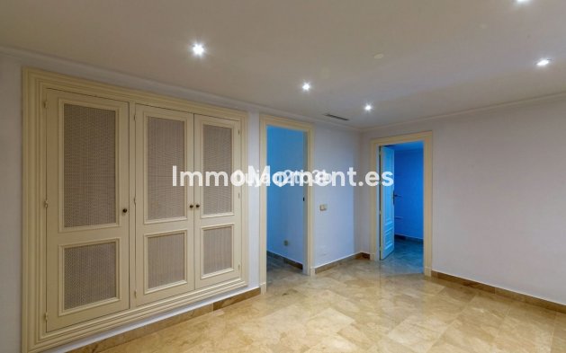 Wiederverkauf - Reihenhaus - Marbella - Nueva Andalucía