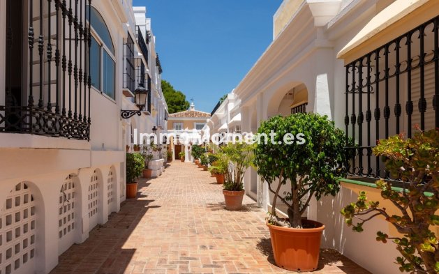 Wiederverkauf - Reihenhaus - Marbella - Nueva Andalucía