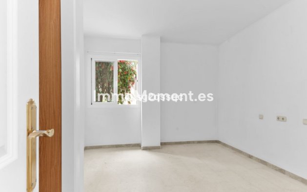 Reventa - Apartamento - Marbella - Elviria