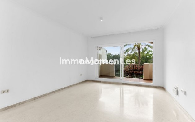 Reventa - Apartamento - Marbella - Elviria