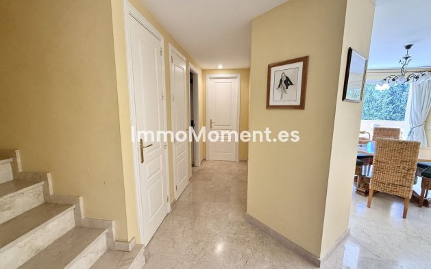 Resale - Apartment - Marbella - Río Real