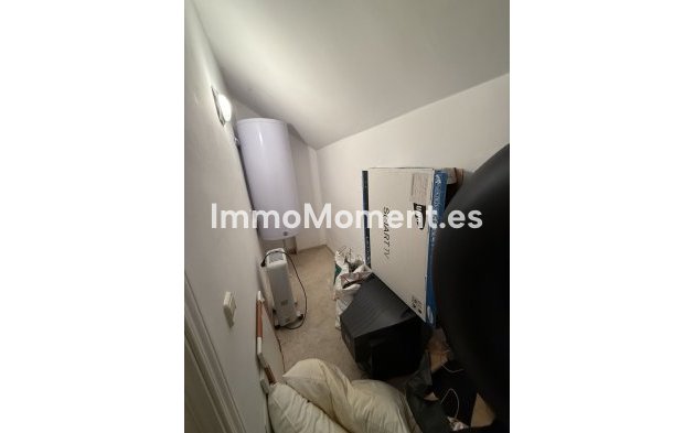 Resale - Apartment - Marbella - Río Real