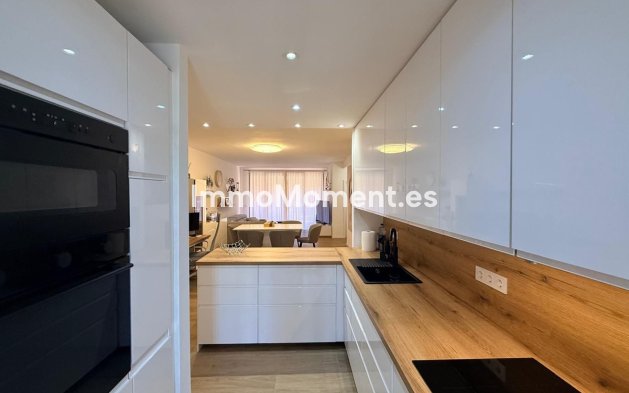 Wiederverkauf - Wohnung - Estepona  - Estepona Centro