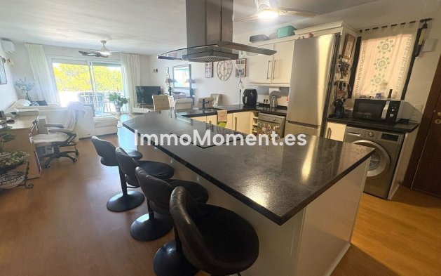 Revente - Appartement - Estepona  - Estepona Centro