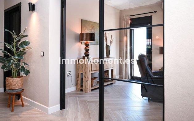 Revente - Villa individuelle - Intérieur                       - Alhaurín de la Torre