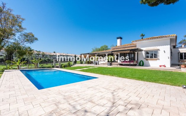 Resale - Detached villa - Marbella - San Pedro de Alcántara