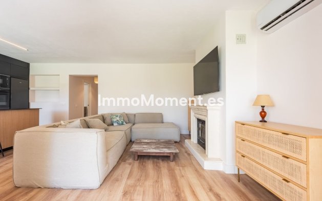 Wiederverkauf - Wohnung - Estepona  - Atalaya