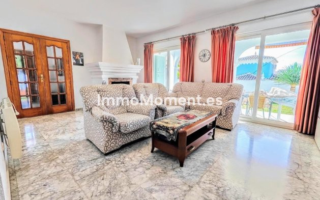 Wiederverkauf - Freistehende Villa - Benalmadena - Benalmadena Costa