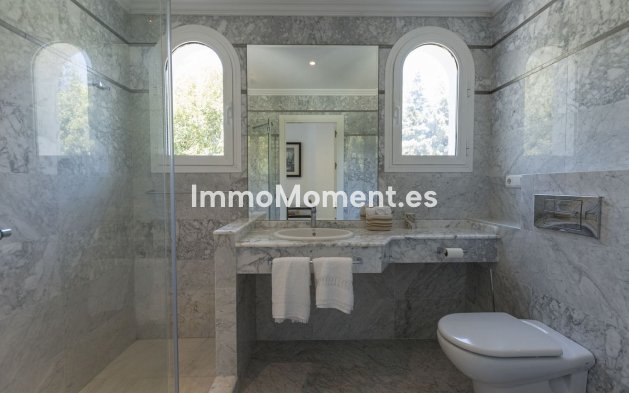 Wiederverkauf - Freistehende Villa - Marbella - Los Monteros