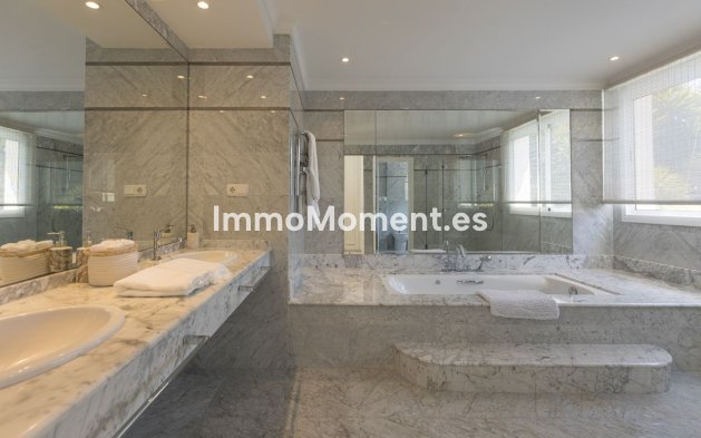 Wiederverkauf - Freistehende Villa - Marbella - Los Monteros