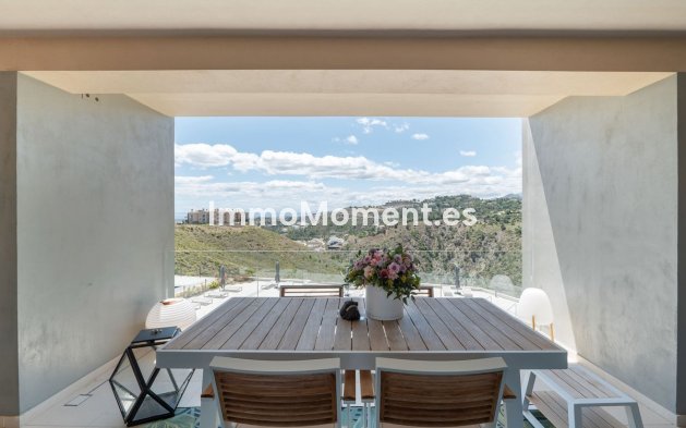 Resale - Apartment - Benahavís - La Quinta