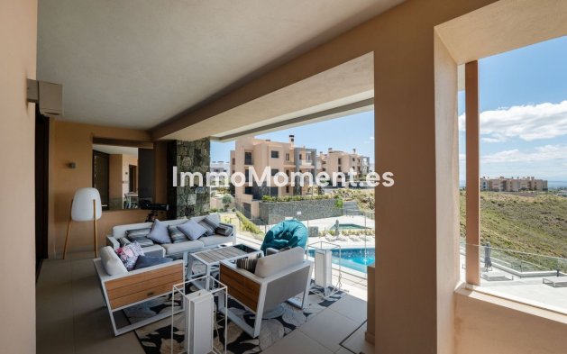 Resale - Apartment - Benahavís - La Quinta
