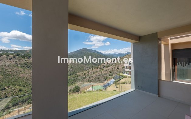 Resale - Apartment - Benahavís - La Quinta