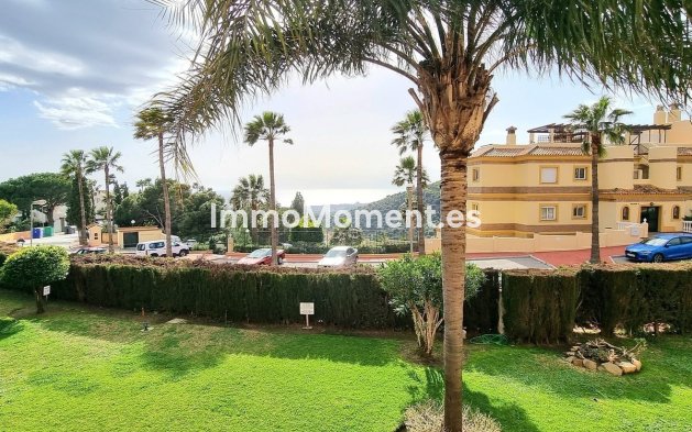 Resale - Apartment - Mijas - Calahonda