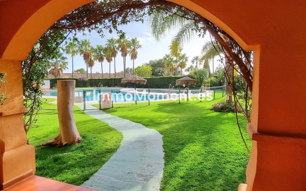 Resale - Apartment - Mijas - Calahonda