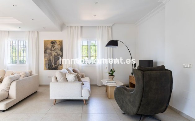Resale - Detached villa - Inland  - Alhaurín de la Torre