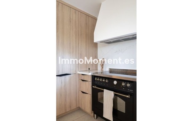 Resale - Detached villa - Inland  - Alhaurín de la Torre