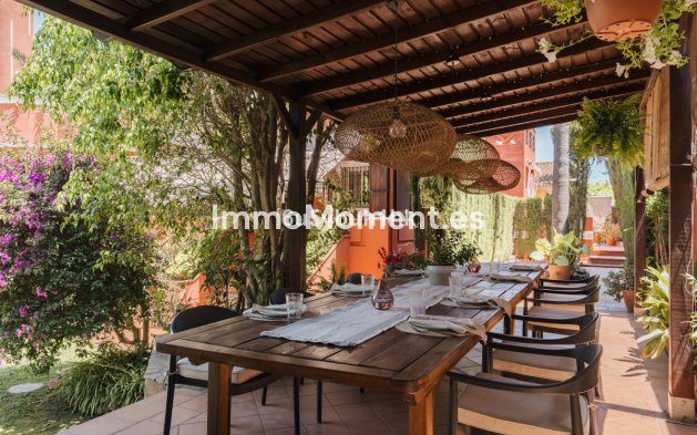 Resale - Detached villa - Inland  - Alhaurín de la Torre