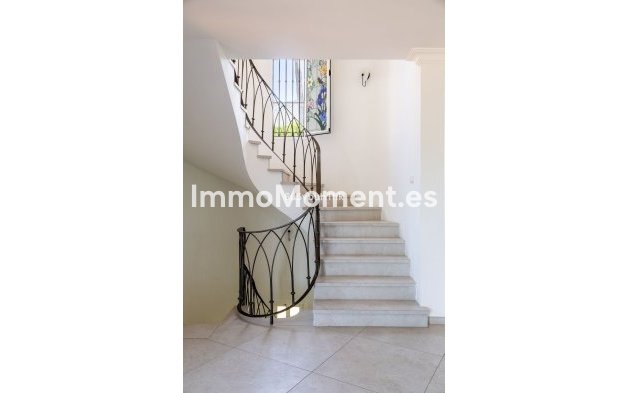 Resale - Detached villa - Inland  - Alhaurín de la Torre