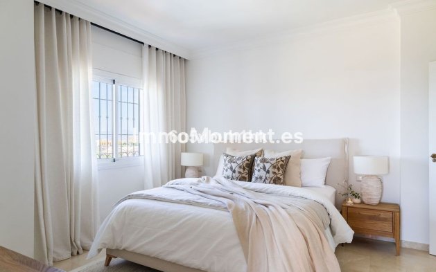 Resale - Detached villa - Inland  - Alhaurín de la Torre