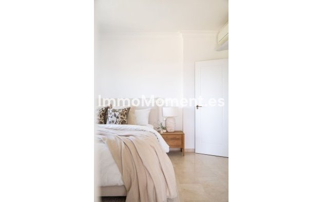 Resale - Detached villa - Inland  - Alhaurín de la Torre