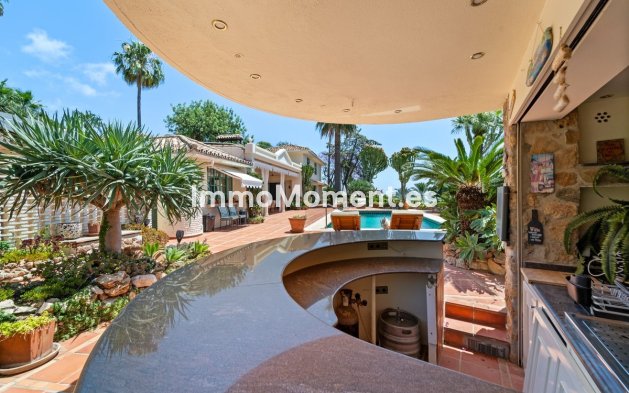Resale - Detached villa - Benalmadena - Benalmadena Centro