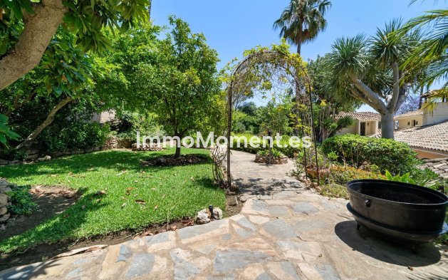 Resale - Detached villa - Benalmadena - Benalmadena Centro