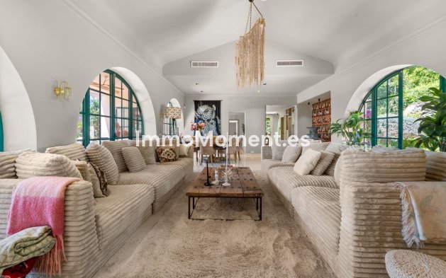 Resale - Detached villa - Benalmadena - Benalmadena Centro