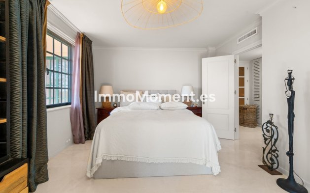 Resale - Detached villa - Benalmadena - Benalmadena Centro