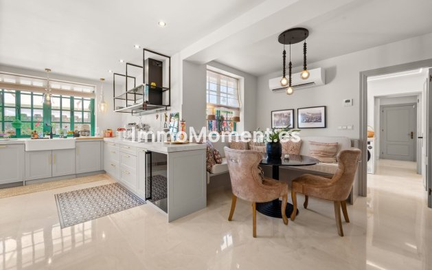Resale - Detached villa - Benalmadena - Benalmadena Centro