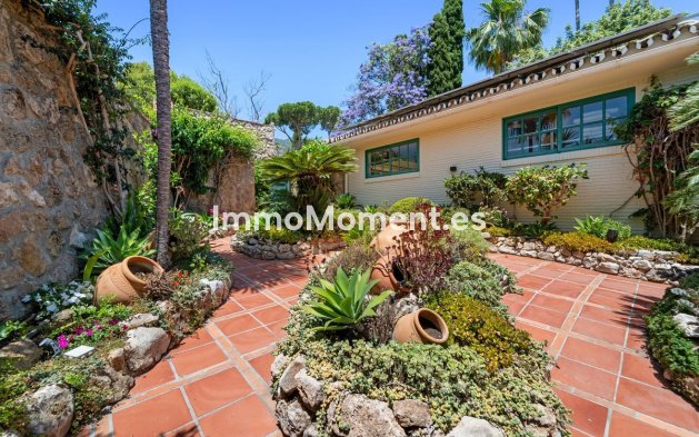 Resale - Detached villa - Benalmadena - Benalmadena Centro