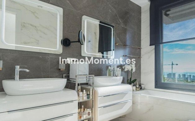 Bestaande woning - Vrijstaande villa - Finestrat