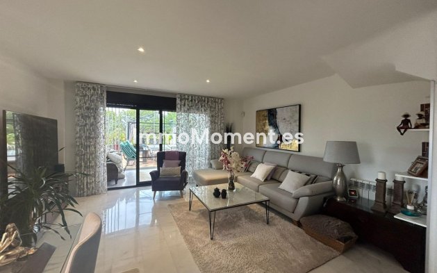Resale - Detached villa - Finestrat
